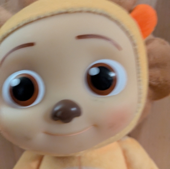 cocomelon Lion Plush Toy - Tan and Orange 9 Inches Tall - Picture 4 of 6